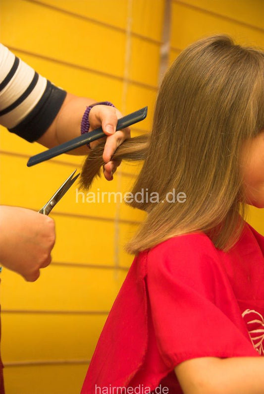 1124 Martina kid 3 haircut