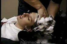 Laden Sie das Bild in den Galerie-Viewer, 9019 Kaytlin topless all methods shampooing by barber