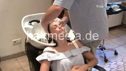 370 SamantaW 1 backward salon shampooing by barber in Berlin salon ASMR pampering