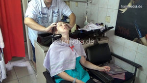 4120 Mother Snezana 2 shampoo by barber