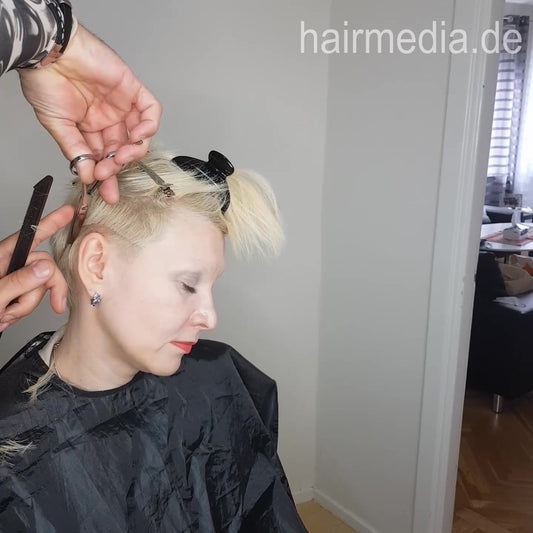 1224 Stefan Hair 221231 home haircut