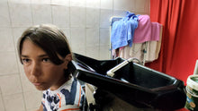 Carica l&#39;immagine nel visualizzatore di Gallery, 6210 Stephan young boy shampoo backward by barber cam 2