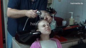 1190 Tea young girl 1 backward shampoo by barber backward
