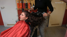 将图片加载到图库查看器，377 Tjiadat by Asya red cape hairwash