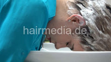 Cargar imagen en el visor de la galería, 539 06 Antonija 3x lathering forward over backward bowl shampoo by Dragica