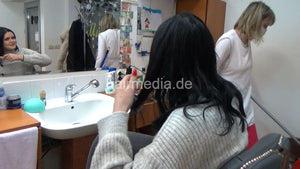 1185 tall barberette NevenaI in barbershop by Neda forward shampoo