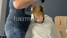 Charger l&#39;image dans la galerie, 2012 20210805 bed sheet caped headshave by hobbybarber