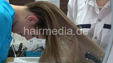 Cargar imagen en el visor de la galería, 539 06 Antonija 3x lathering forward over backward bowl shampoo by Dragica
