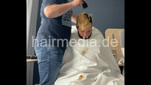 Carica l&#39;immagine nel visualizzatore di Gallery, 2012 20210805 bed sheet caped headshave by hobbybarber