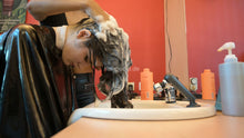 Carica l&#39;immagine nel visualizzatore di Gallery, 1174 NatalieK 1 forward shampoo hairwash by Zoya in leatherpants