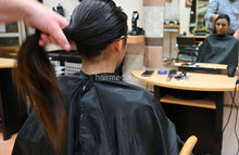 将图片加载到图库查看器，1225 NatashaA backward bowl shampoo by barber ASMR