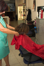 Laden Sie das Bild in den Galerie-Viewer, a0047 haircutcape barbercape red