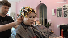 Load image into Gallery viewer, 7202 Ukrainian hairdresser in Berlin 220516 AS perm 3