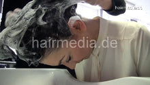 将图片加载到图库查看器，7084 Annelie 2 forward manner shampoo hairwash hairsalon Friseursalon hairdresser