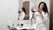 Laden Sie das Bild in den Galerie-Viewer, 1147 hair dryer ASMR relax sound self blow dry in bath