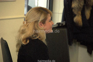 9048 01 Alina blonde business woman backward salon shampooing in skirt, nylons and highheels by SandraN
