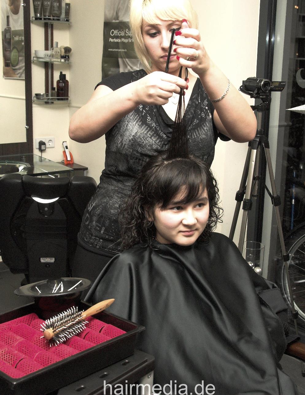 7045 AnjaHe 6 trim haircut