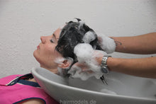 Carica l&#39;immagine nel visualizzatore di Gallery, 142 ClaudiaE by barber Oliver backward salon shampooing in pink apron