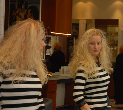 453 ClaudiaH bleaching  TRAILER and slideshow