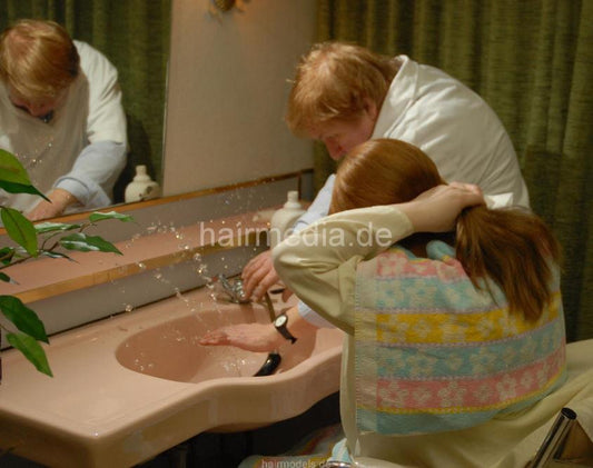 726 Candy redhead in kimono old barber forward wash shampoo sprayer accident