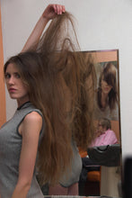 Carica l&#39;immagine nel visualizzatore di Gallery, 193 Jenny 2 self shampooing in salon bowl, 19 min video for download