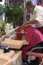 Carica l&#39;immagine nel visualizzatore di Gallery, 6173 Kia 1 forward shampoo hairwash strong by old barber