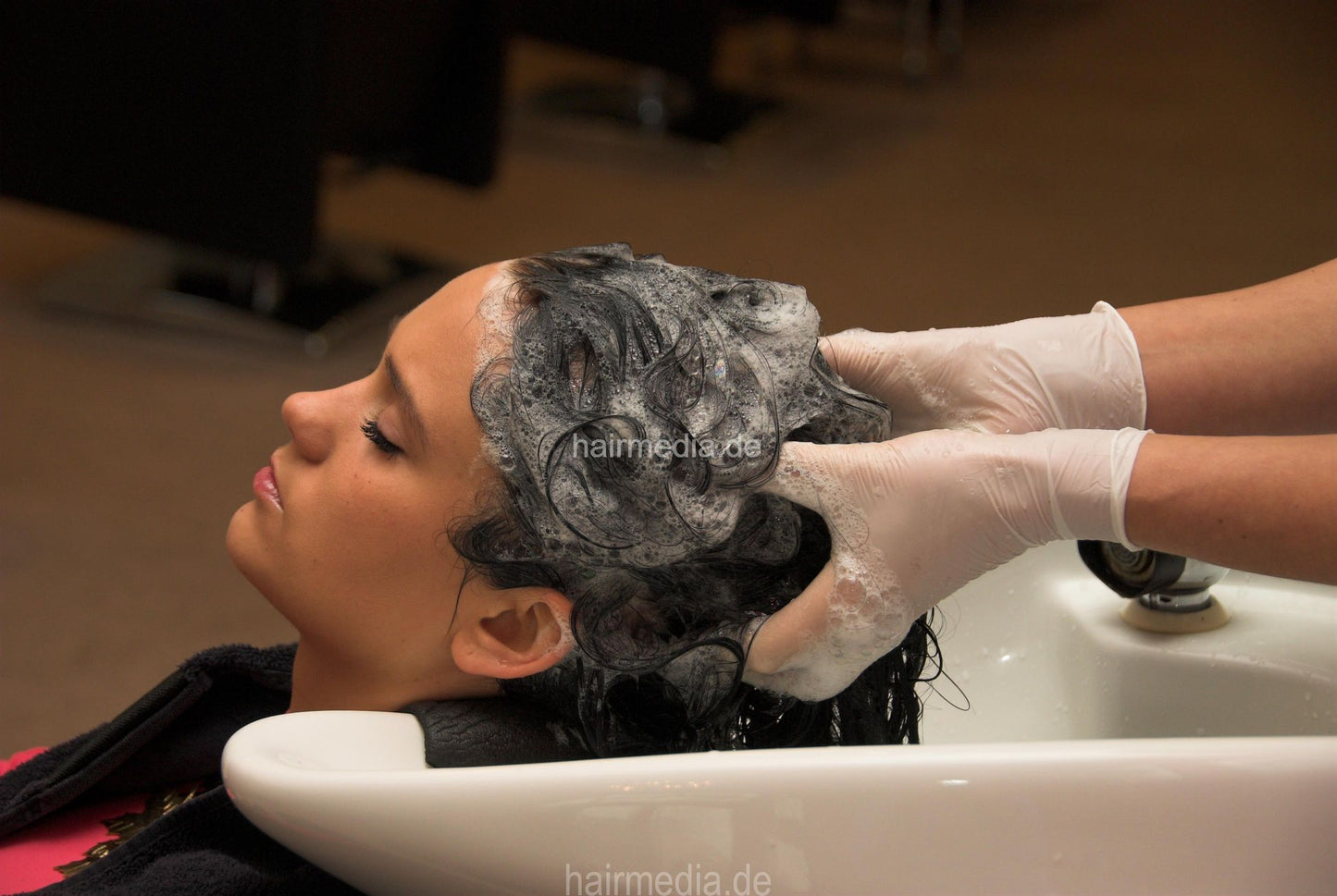 6161 1 Madlen backward shampoo for wetset