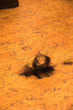 Cargar imagen en el visor de la galería, 8094 1 Madlen 1 dry cut haircut by old senior barber