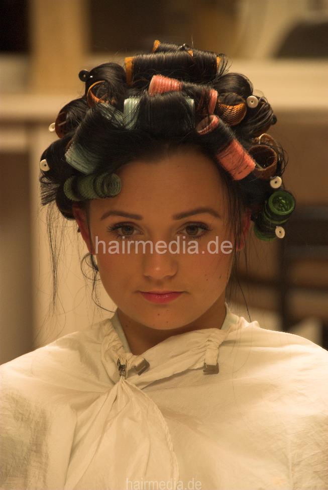 8094 Madlen 3 trim haircut and wet set by old barber in Berlin salon