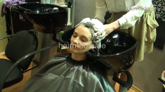 362 Maya 1 by Renee backward shampoo