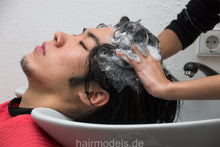 Laden Sie das Bild in den Galerie-Viewer, 249 Berlin, Daniel by Mila in apron Nylonkittel shampooing