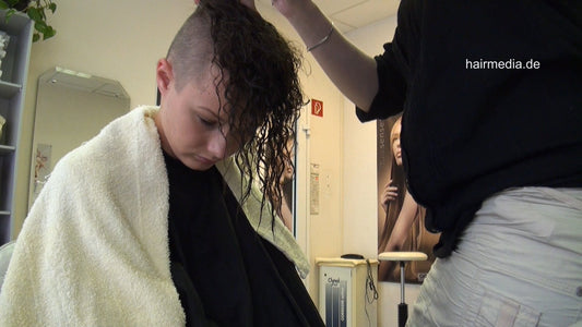 7060 4 Nikolina teen perm at undercut