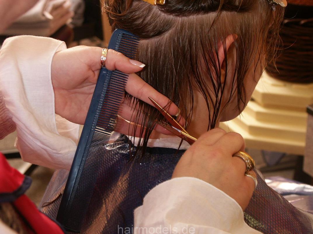 887 TamaraS complete, forwardwash and bob aline haircut Pankow Salon   slideshow