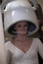 Cargar imagen en el visor de la galería, 6064 KristinaS salon weekly wet by mature barberettte Bamberg salon