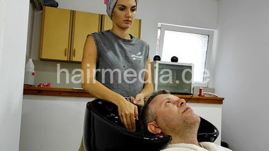 1165 fresh shampooed barberette Neda shampooing and blow the barber cam 2