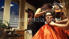 Load image into Gallery viewer, 361 Benafsha 1 upright shampooing by Talya in red shampoocape