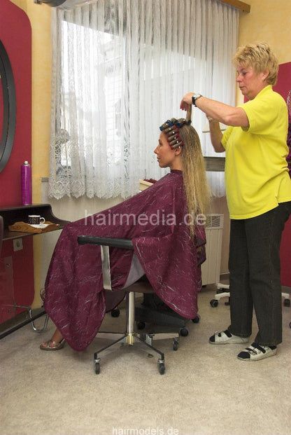 6131 NadjaL 2 Bingen classic wet set and hairnet