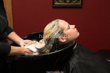 Cargar imagen en el visor de la galería, 479 MarinaH 2 teen long hair shampoo, salon backward, thick blonde long hair