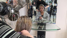 Charger l&#39;image dans la galerie, 6106 04 KristinaB fakeperm, small rod wet set in salon