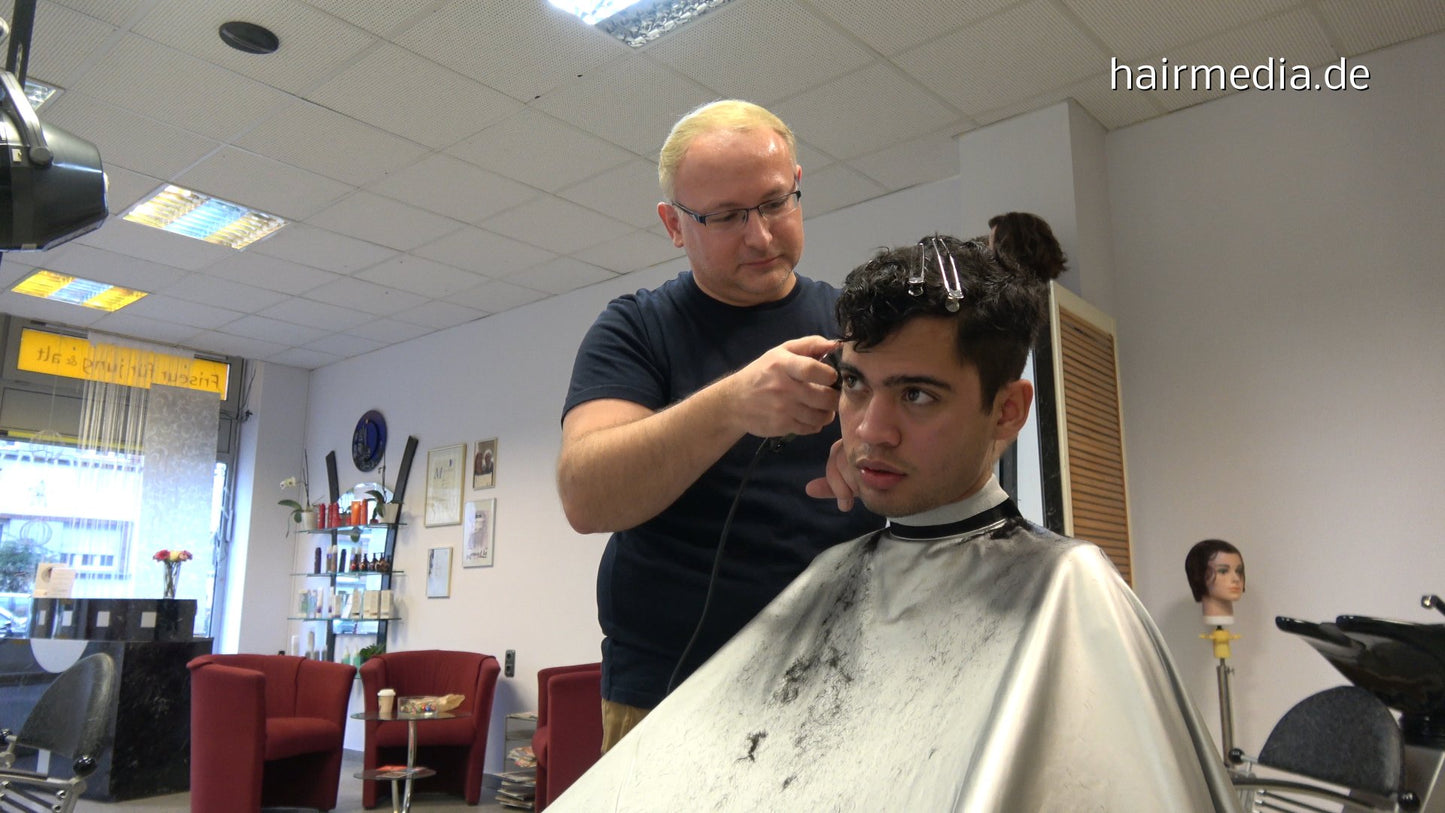 2009 Carlos  2x wash and haircut complete video for download