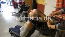 Carica l&#39;immagine nel visualizzatore di Gallery, 9085 CarolinaL by f1 salon backward shampooing