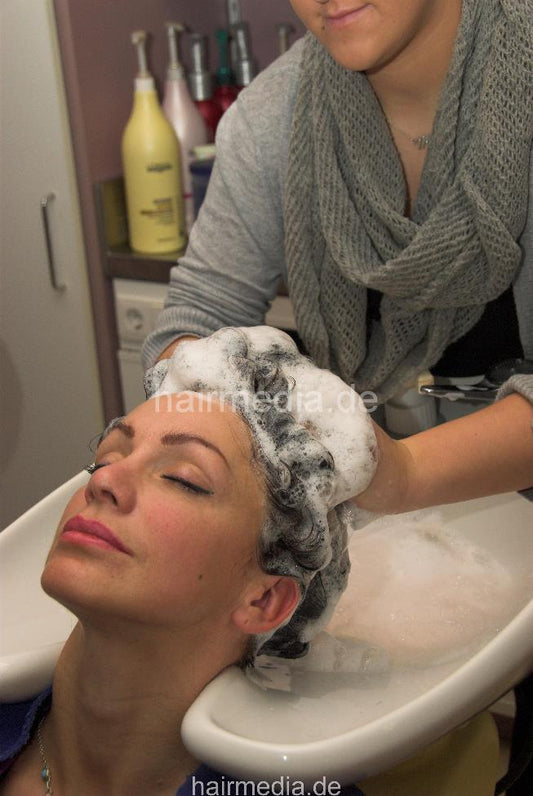 6115 Oxana 3 topmodel in boots get her fresh styled hair washed by MelissaHae