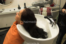 Load image into Gallery viewer, 6096 Oxana 1 backward wash salon shampooing