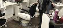 Carica l&#39;immagine nel visualizzatore di Gallery, 847 JuliaR s1343 1 drycut barbershop electric chair