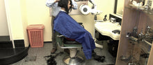 Charger l&#39;image dans la galerie, 8135 Jacqueline s0112 1 drycut by barber in blue barbercape