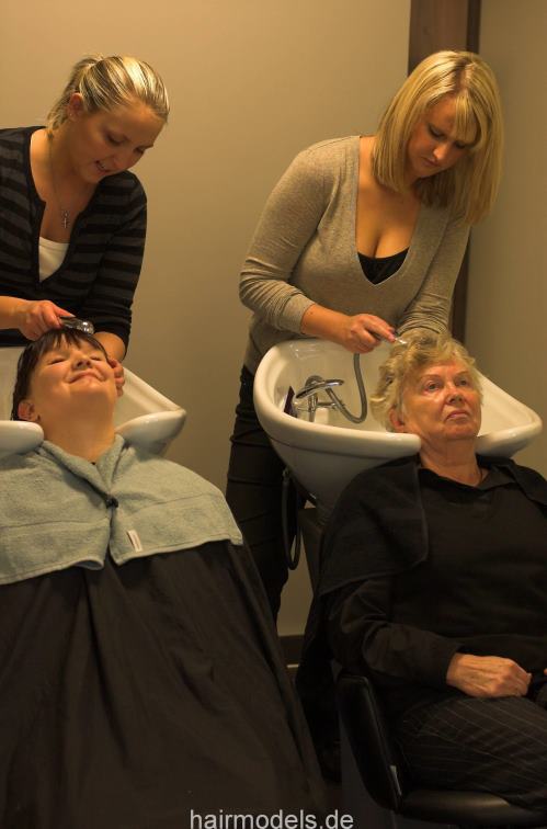 336 Dil elder hair salon backward twin shampooing