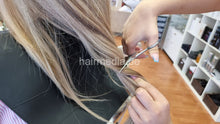 Laden Sie das Bild in den Galerie-Viewer, e0128 Haarschneidekragen schwere Ausführung mit Magnetverschluss