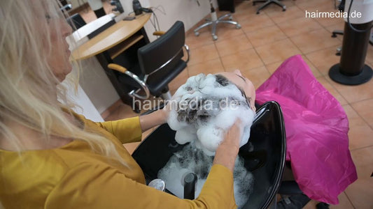 Inge TV unique pink high security shampoocape smokingcape e0148