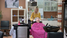 Laden Sie das Bild in den Galerie-Viewer, Inge TV unique pink high security shampoocape smokingcape e0148
