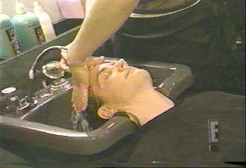 0036 eG shampooing in USA 1990